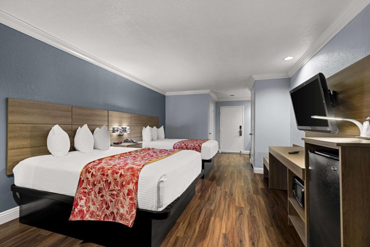 Best Western Moreno Hotel&Suites Moreno Valley Esterno foto