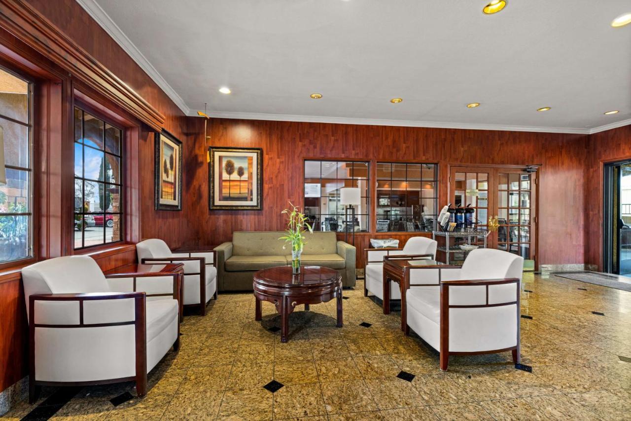 Best Western Moreno Hotel&Suites Moreno Valley Esterno foto