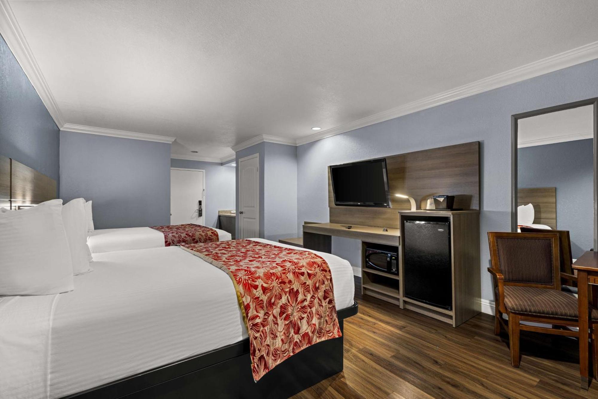 Best Western Moreno Hotel&Suites Moreno Valley Esterno foto